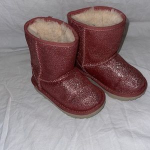 UGGs
